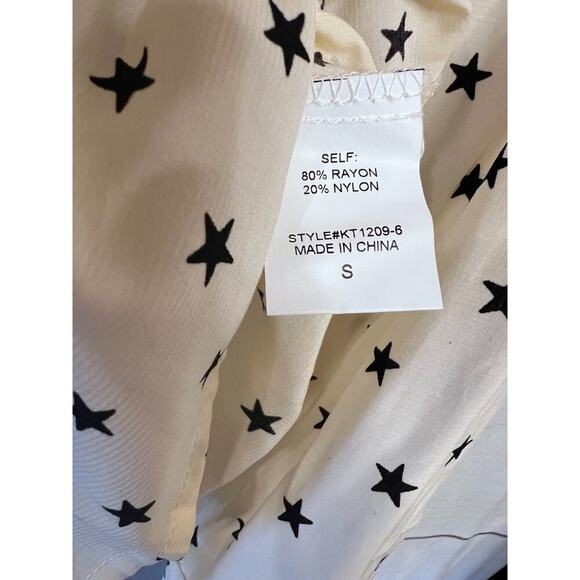 Ellison Cream Button Up Top With Black Stars Size Small - Picture 4 of 6